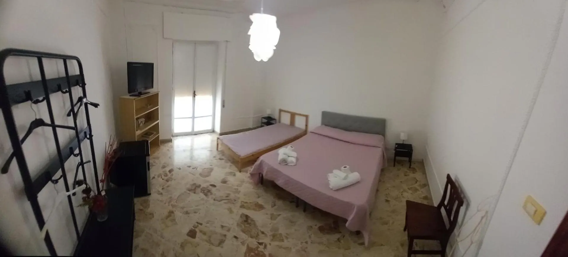 Couette-café Bed and Breakfast Framamired à Palerme